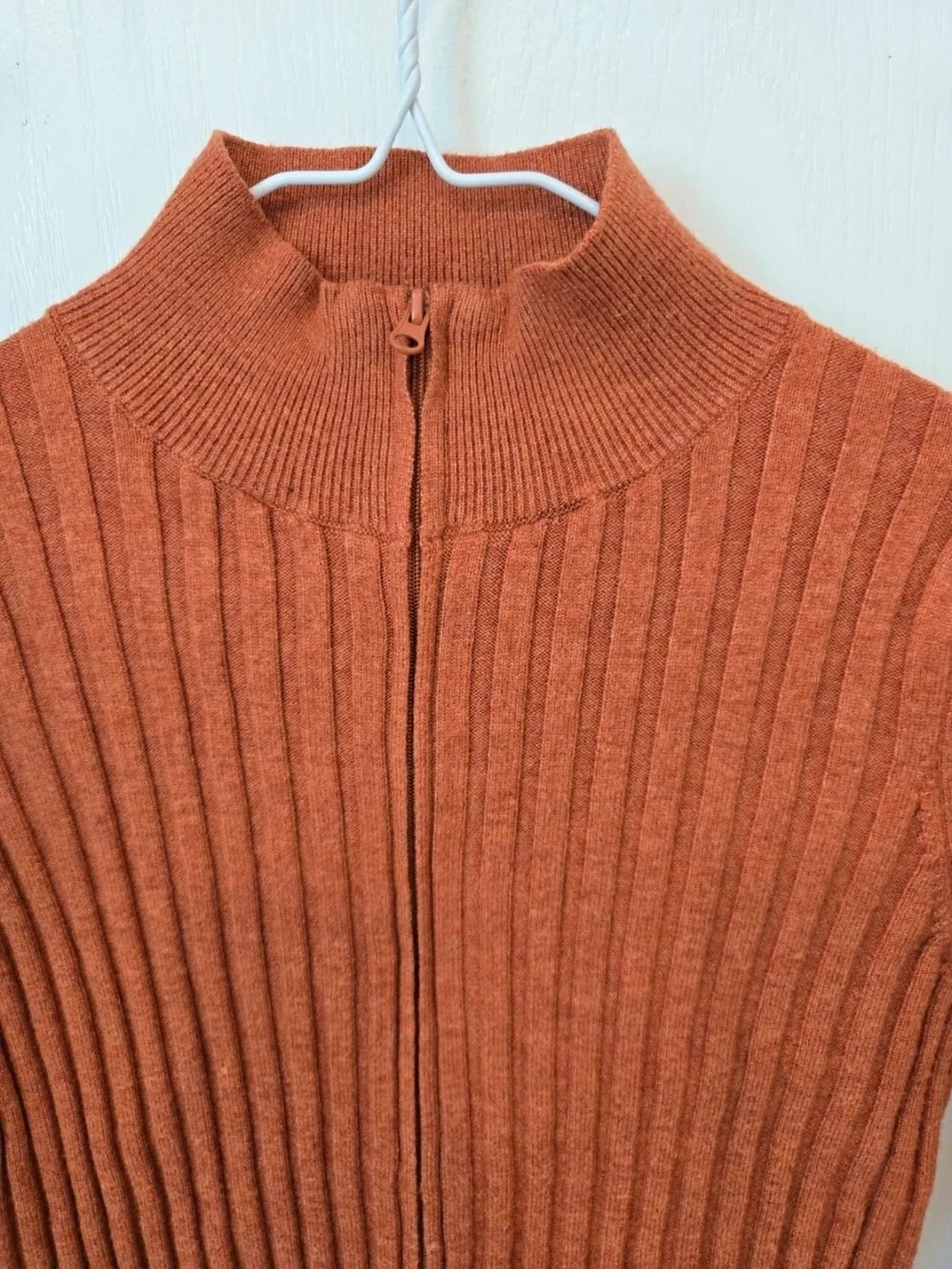 Ribbed Zip-Front Women's Sweater Jacket in Rust