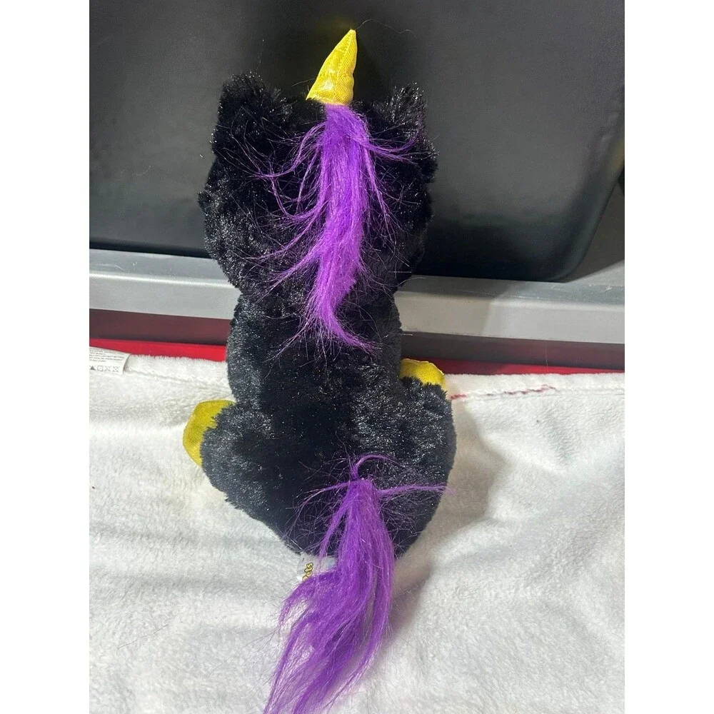 Black unicorn Feisty pet