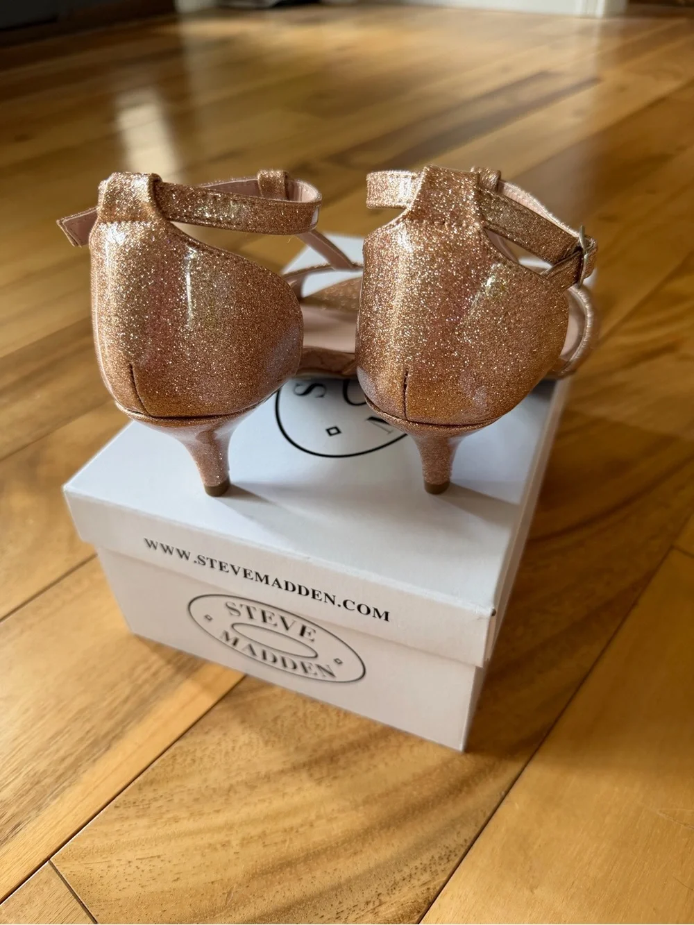 Steve Madden sparkling rose