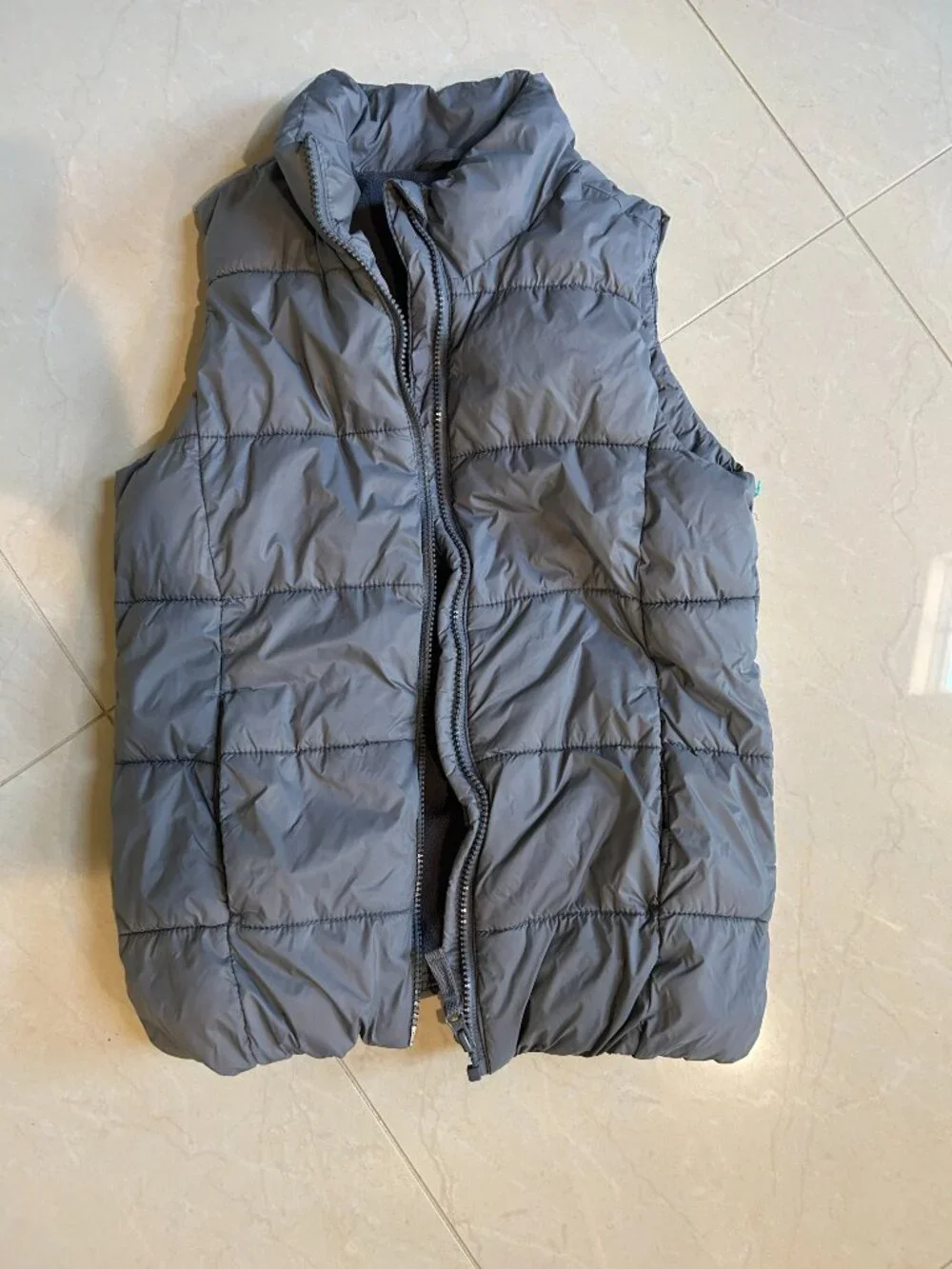 Old Navy Puffer Vest