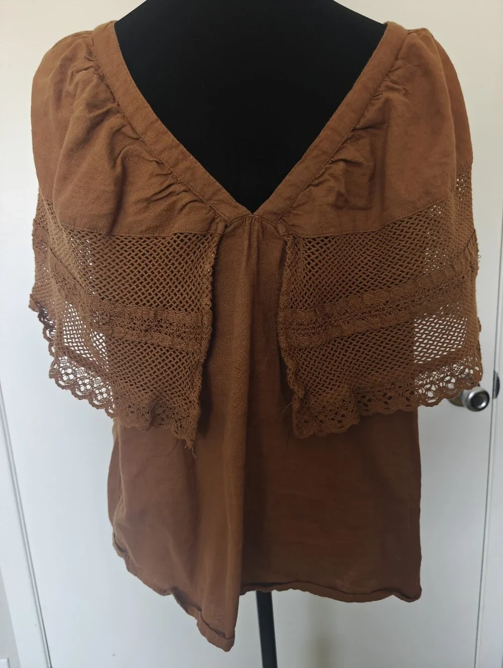 Old Navy beautiful crochet