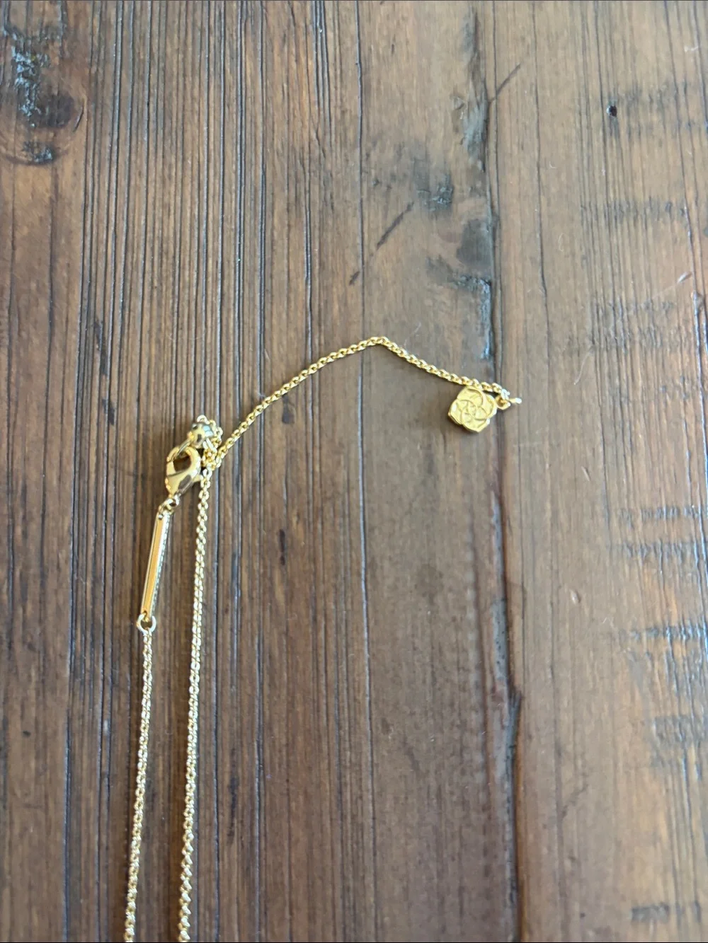 Kendra Scott design elegant