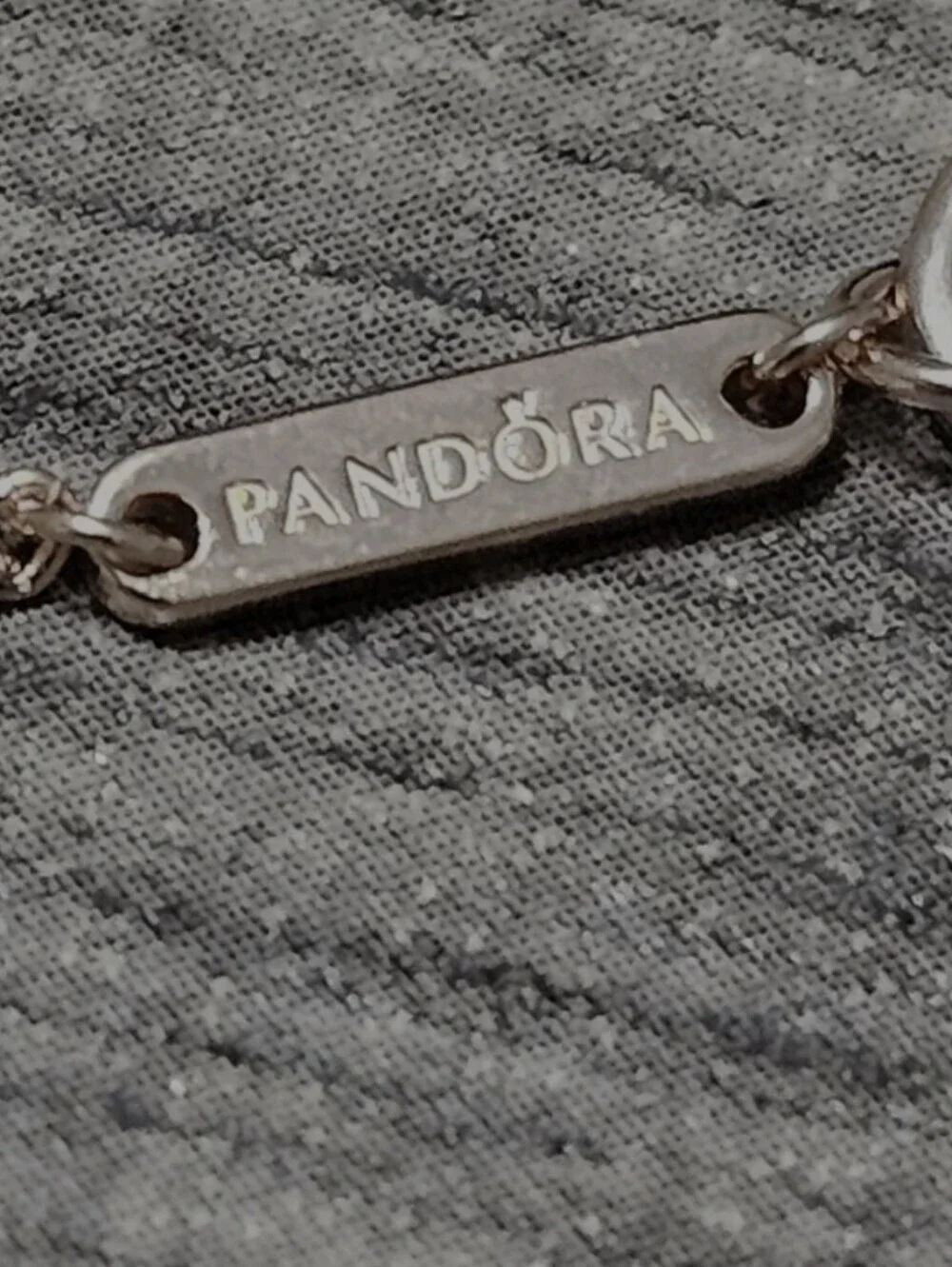 Pandora authentic sparkling