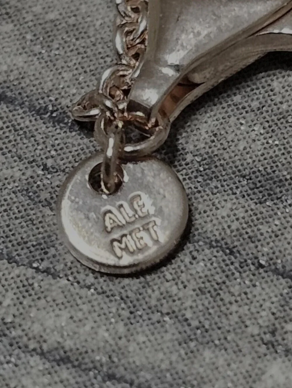 Pandora authentic sparkling
