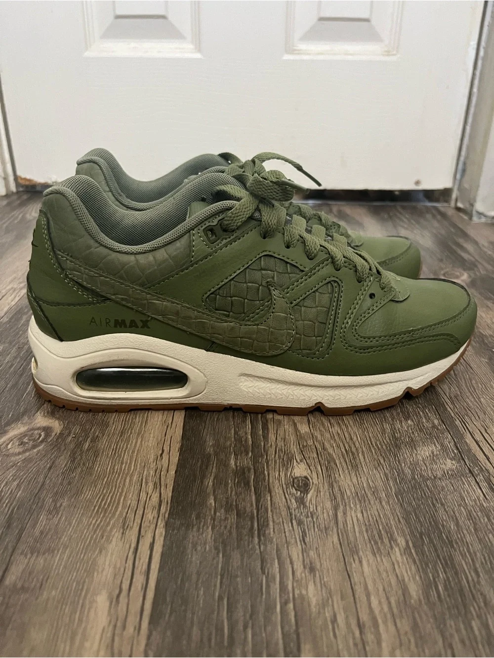 Nike olive green
