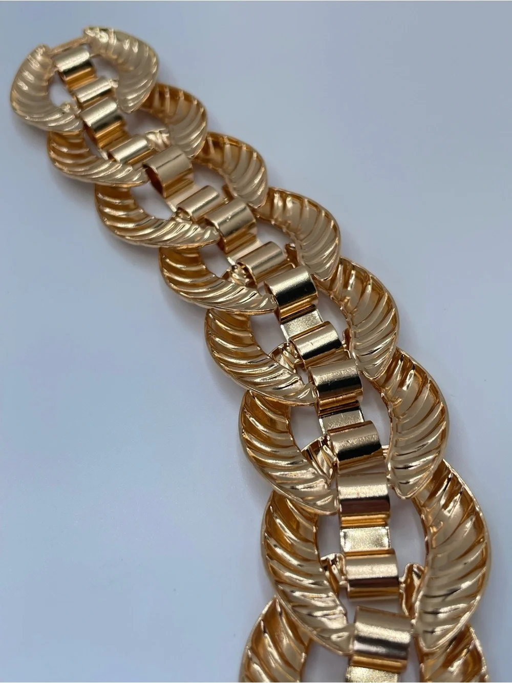 Gold Chunky Chain Link Statement Necklace Bold Modern Runway Textured