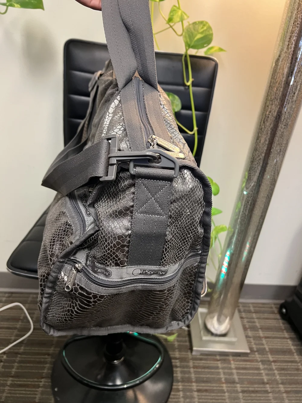 Lesportsac metallic bweekender