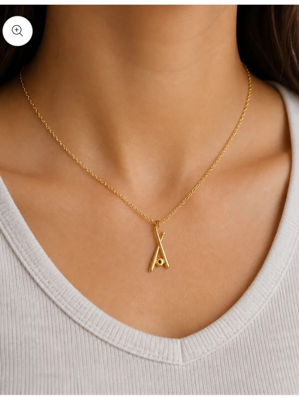 N/A gold pendant