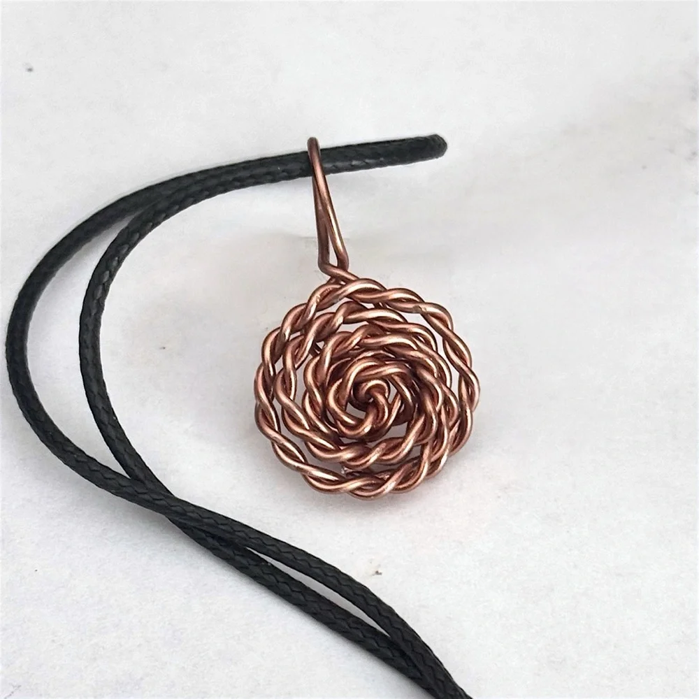 5 For $25💫Braided Spiral Soft Wire Pendant
