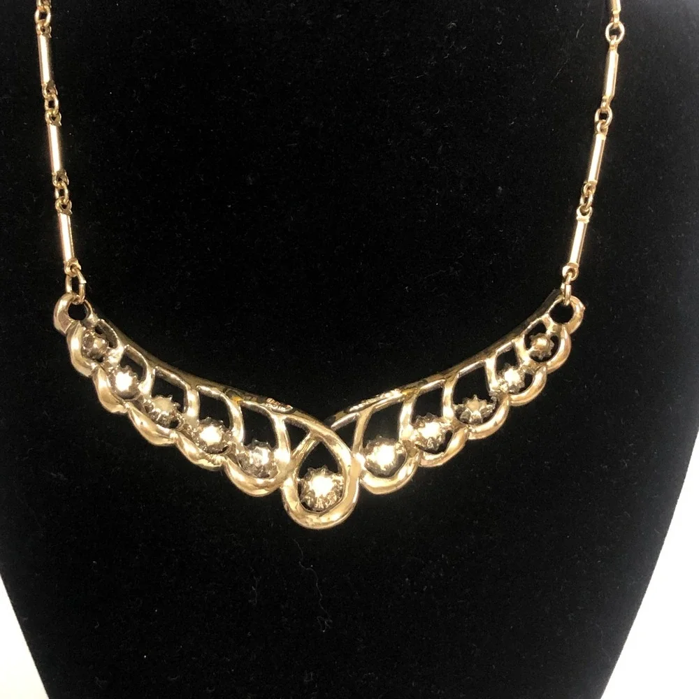 Vintage Coro Gold Tone Faux Pearl Bib Choker Necklace Mid Century Modern V Shape