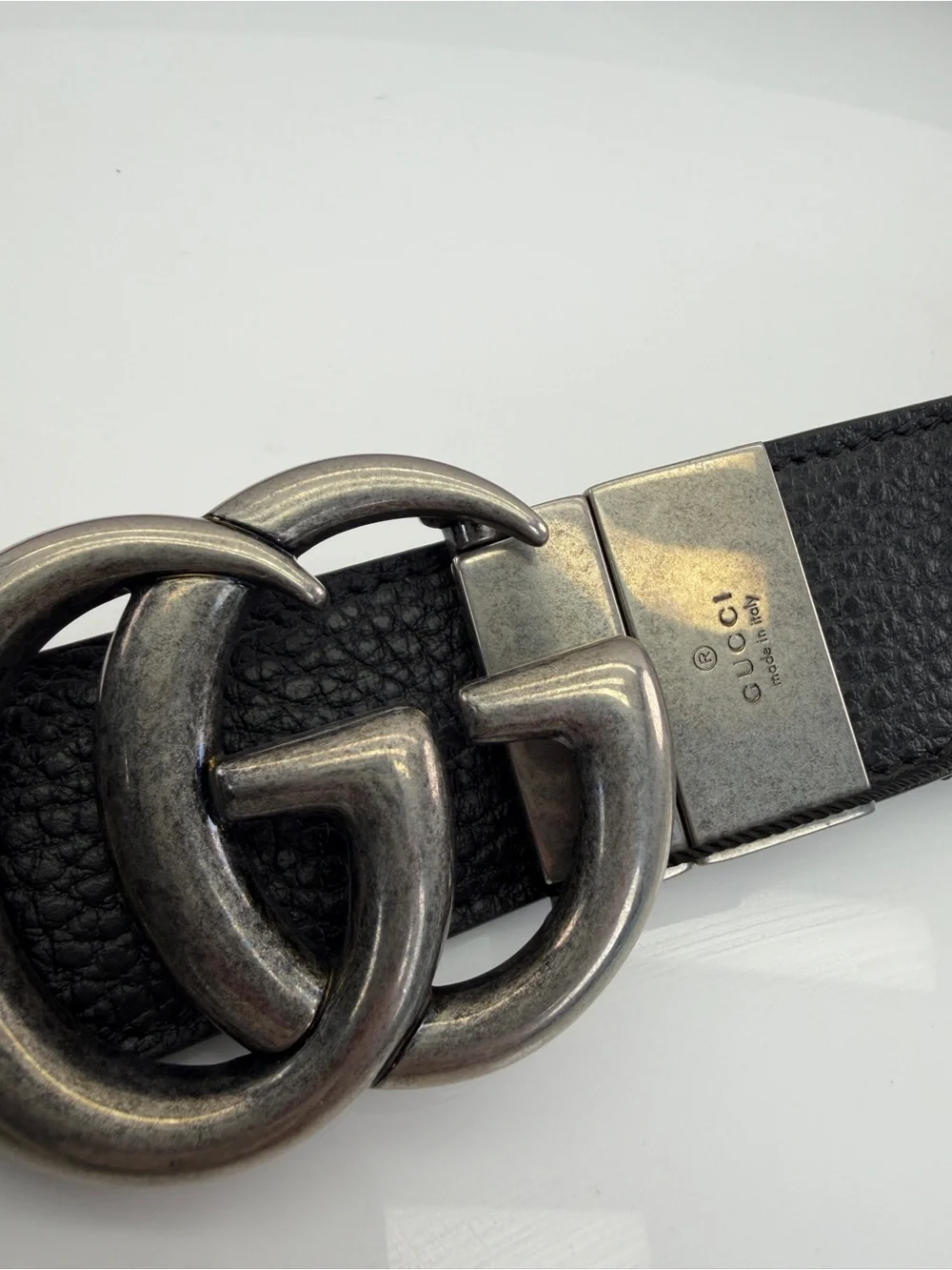 Gucci authentic black