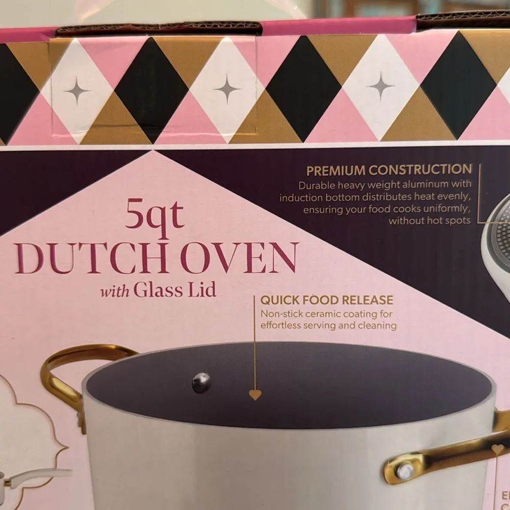 Paris Hilton White Dutch Oven with Glass Lid