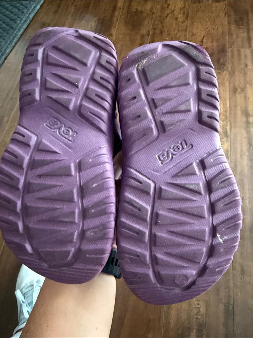 Teva sturdy kids