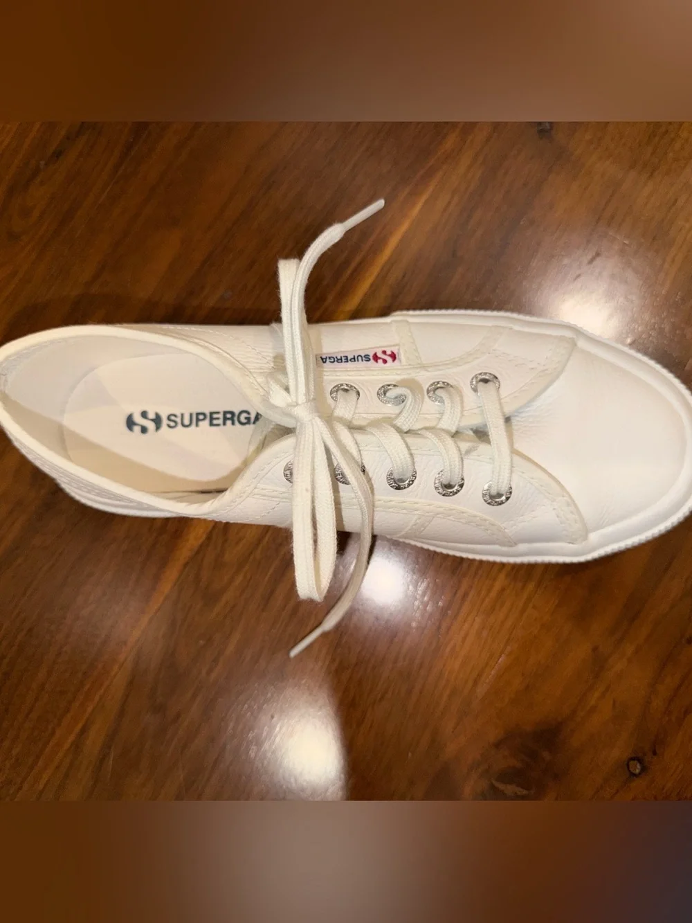Superga textured toe