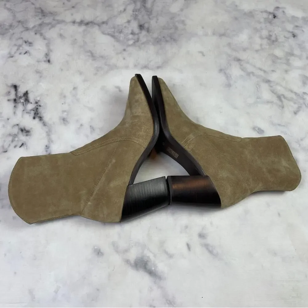 Jeffrey Campbell step into