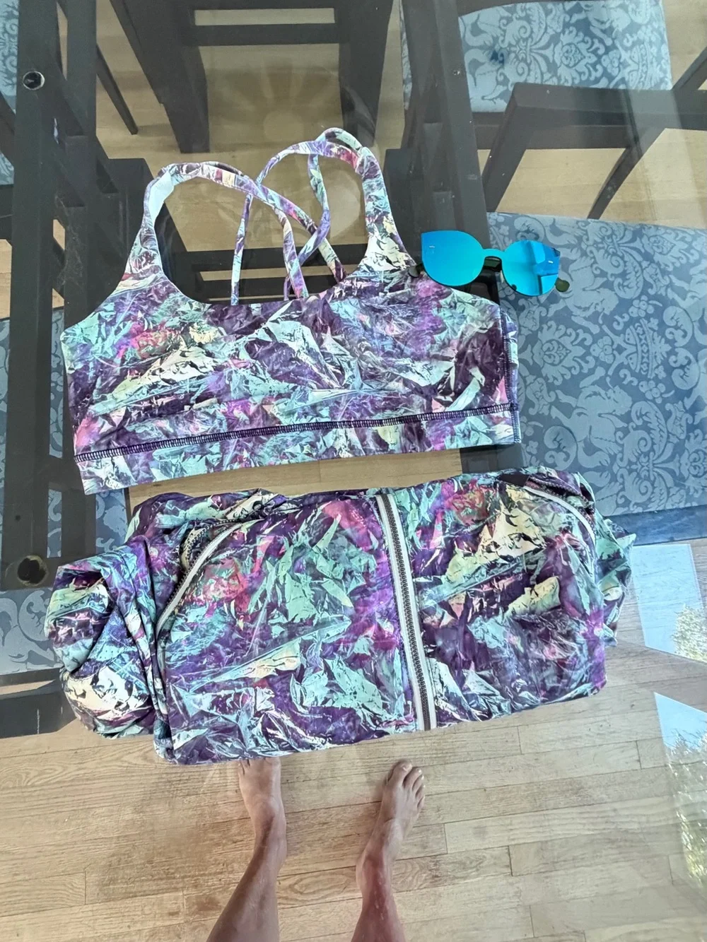 lululemon athletica Purple and Teal Marble-Print Lightweight Hooded Coat & Bra