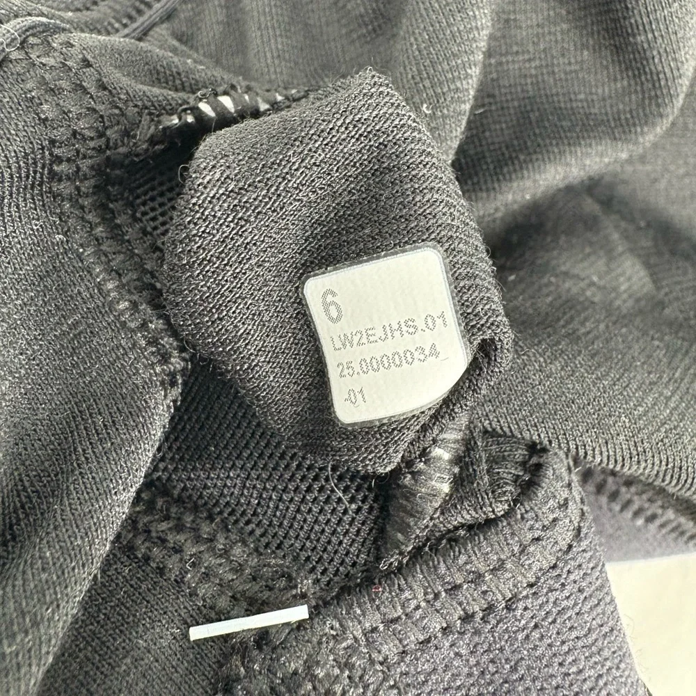 Lululemon Flow Y Wrap-Front High -Neck Bra