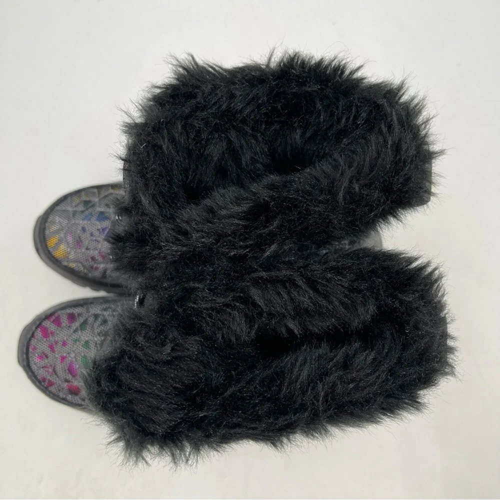 BearPaw brand new