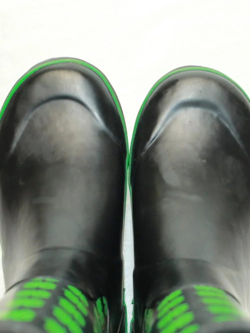 Bogs youth size