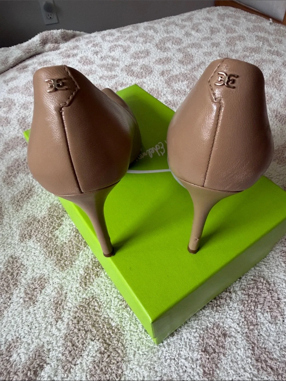 Sam Edelman pre loved