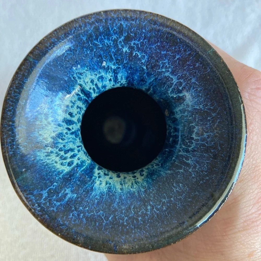 🖤 Beautiful Galaxy Blue Glaze Hand Thrown Studio Pottery Vase Artist Signed