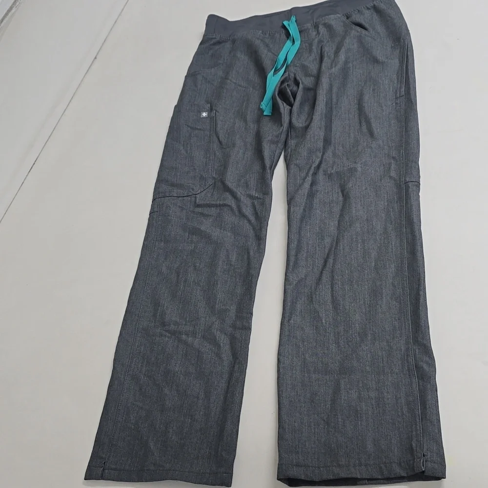 Figs comfortable charcoal