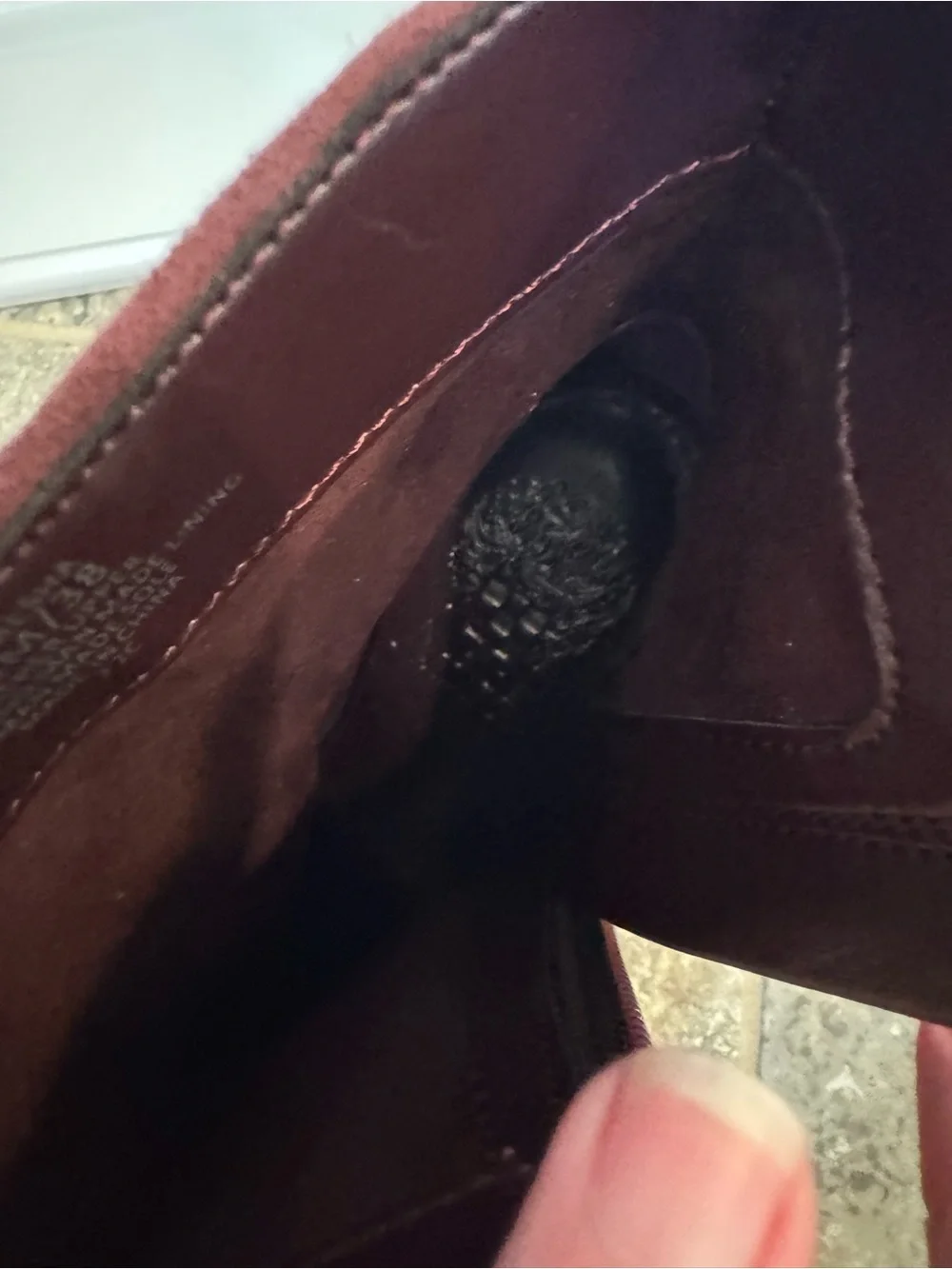 Vince Camuto chic maroon