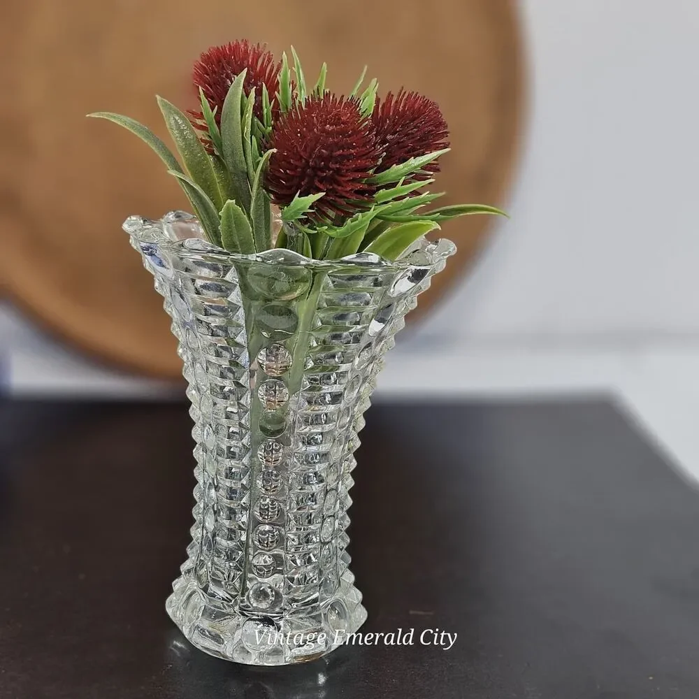 Indiana Glass make featuring