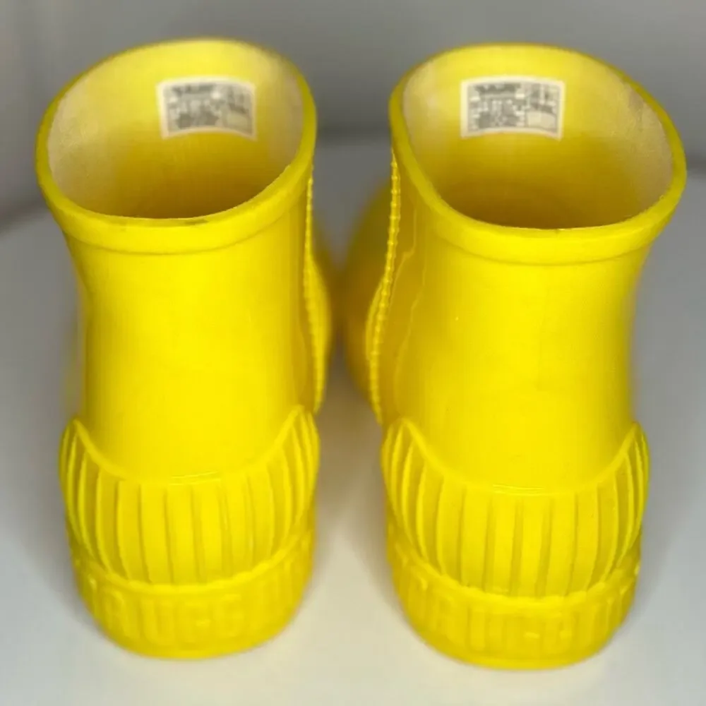 UGG rubber rain