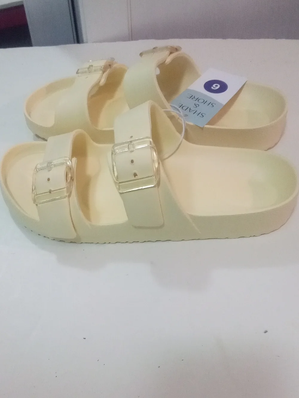 Shade & Shore comfortable slides