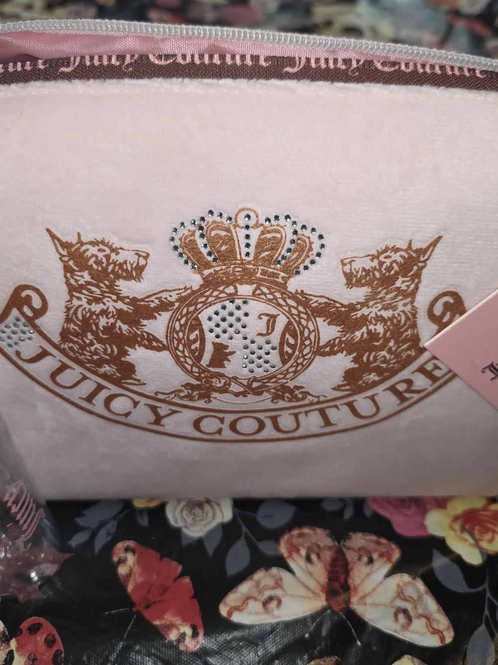 Juicy Couture travel style