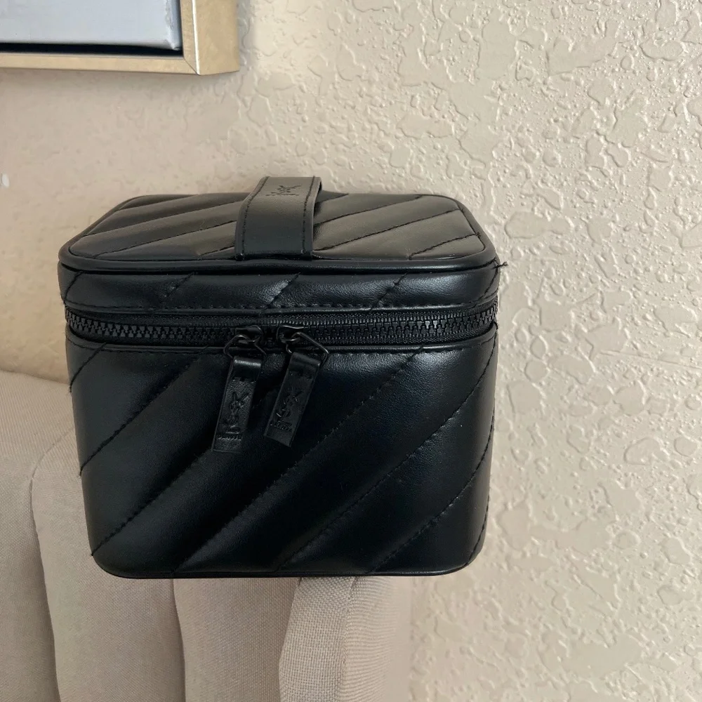 YSL Black Quilted Vanity Bag YSL - Unbranded