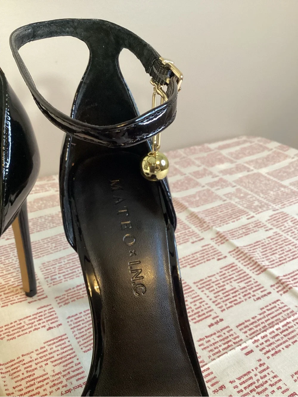 MATEO x I.N.C. Black Patent Leather Chain Heels NIB Size 10M