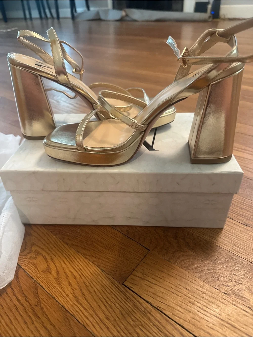 MIA secure inch