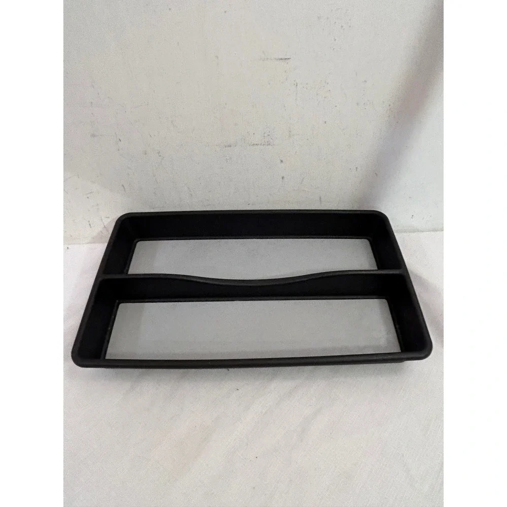 Rubbermaid gadget tray
