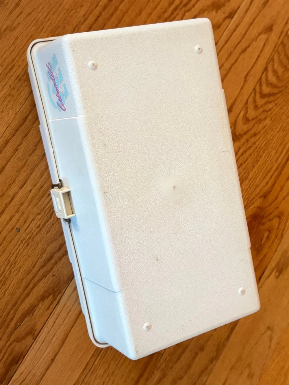 Caboodles surface color