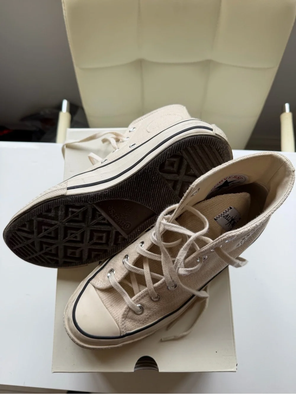 Converse cream canvas
