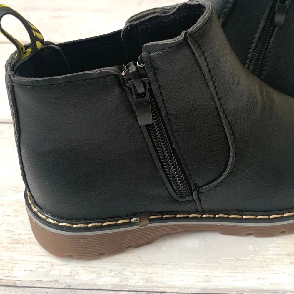 H&M zip make vegan