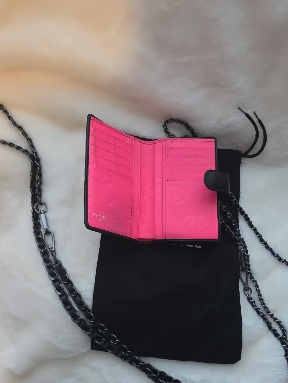 CHANEL snap prominent front