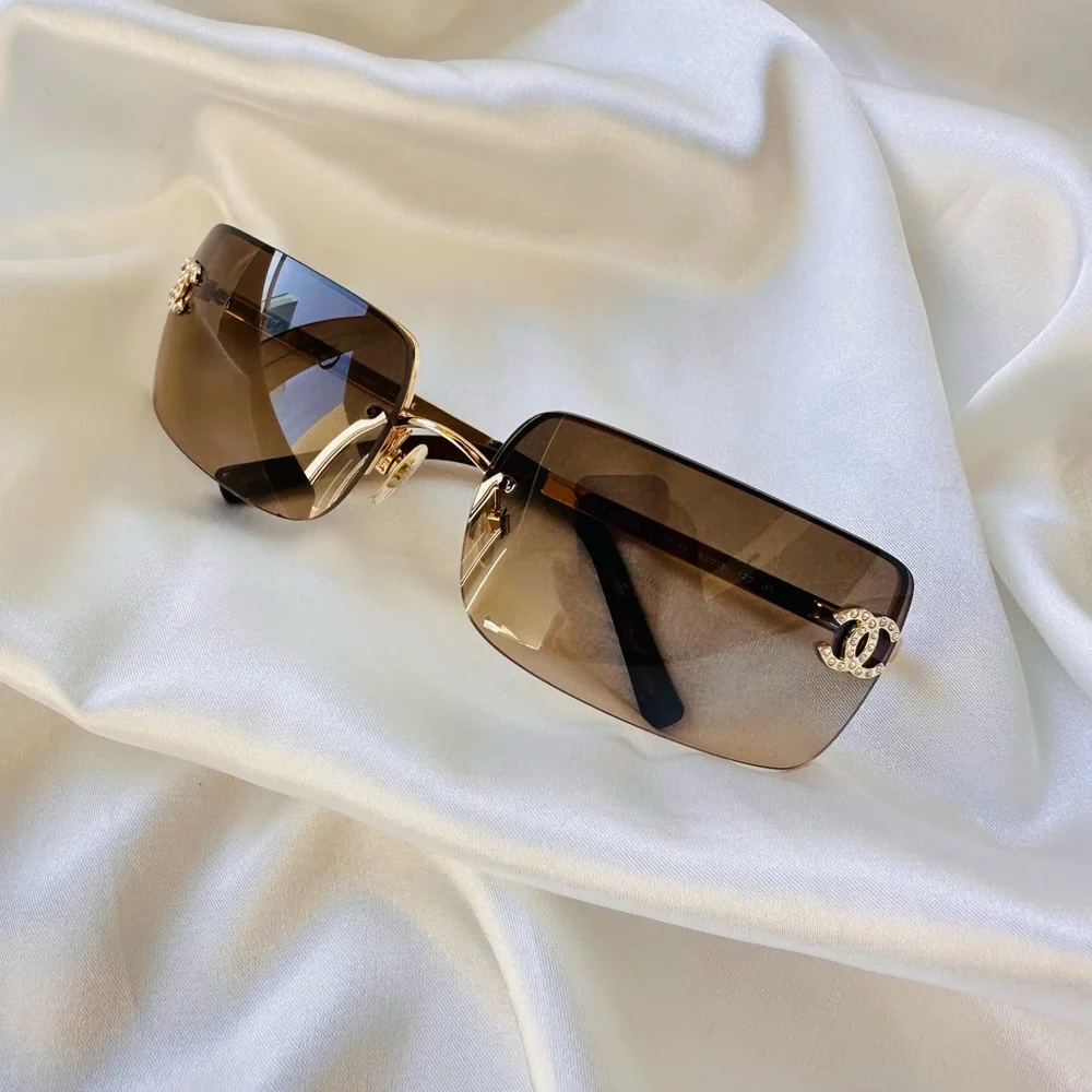 CHANEL 100% authentic
