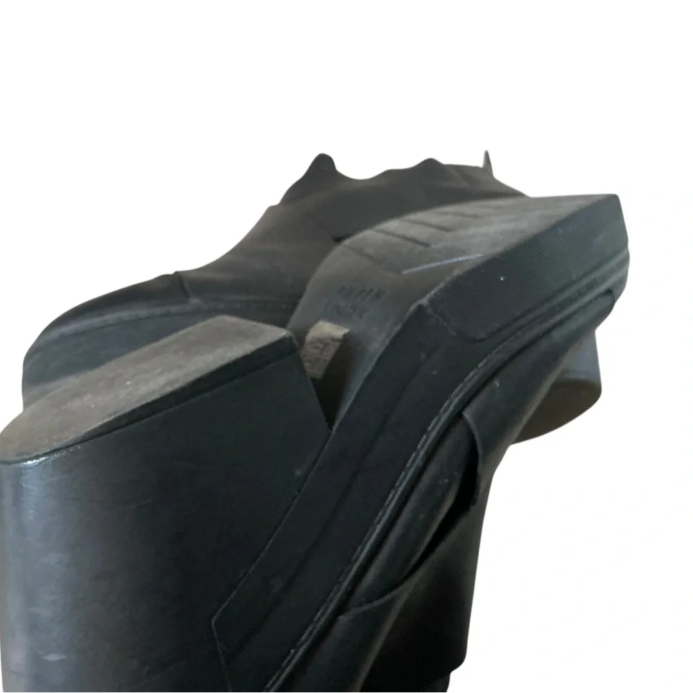 Eileen Fisher black leather