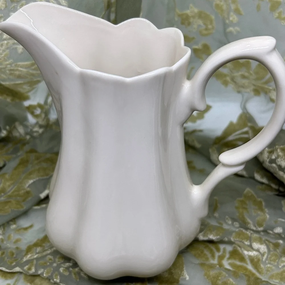 Vintage I. Godinger & Co. Porcelain Pitcher Cream Color,Scalloped Design