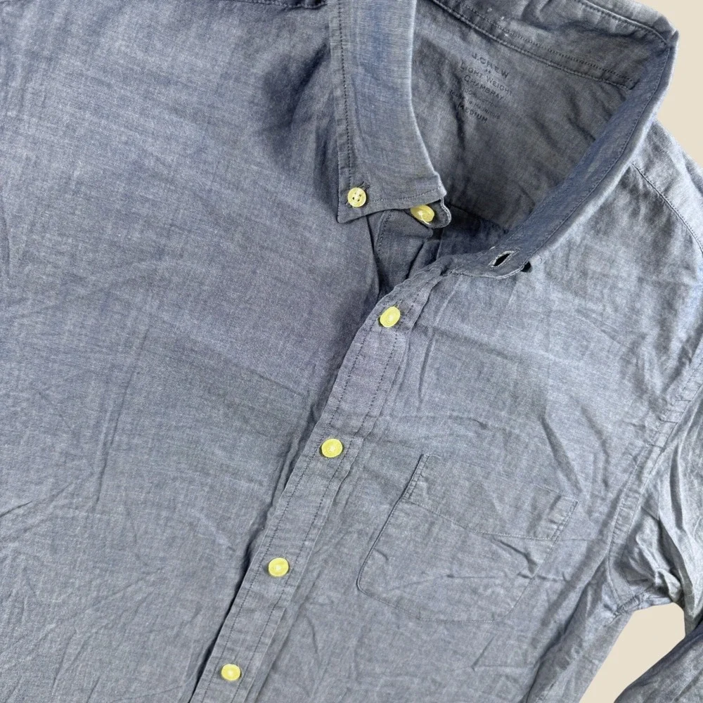 J. Crew Shirt Mens M Blue Lightweight Chambray Cotton Long Sleeve Pocket Preppy
