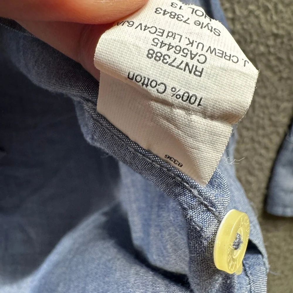 J. Crew Shirt Mens M Blue Lightweight Chambray Cotton Long Sleeve Pocket Preppy