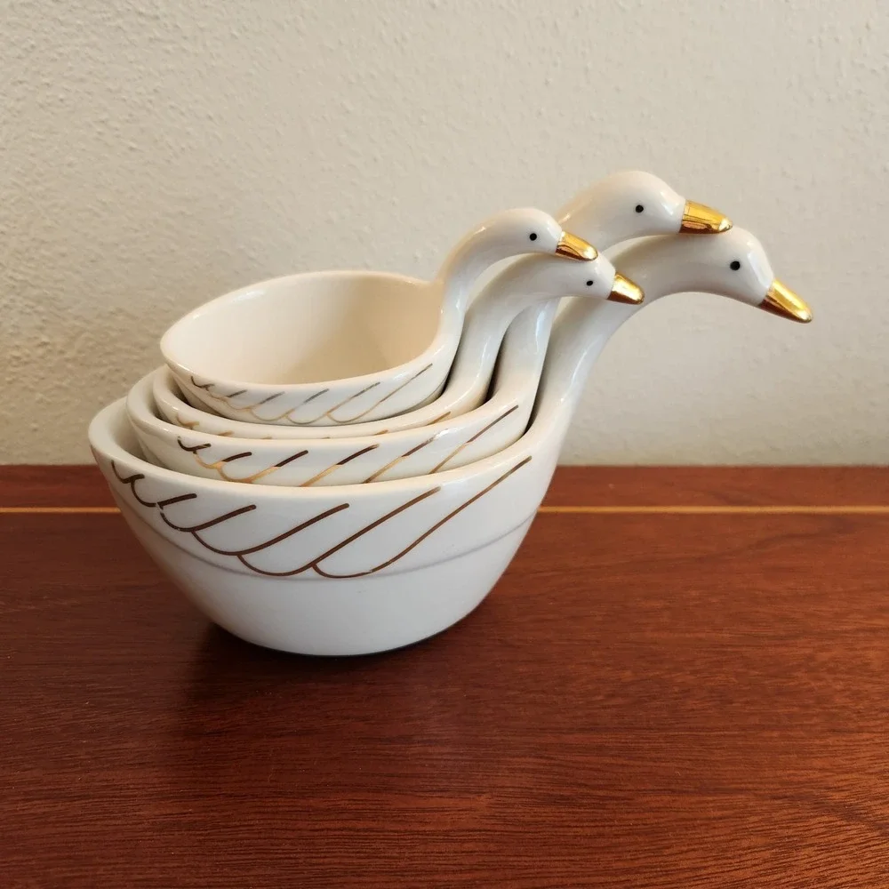 Anthropologie Swan Measuring Cups Set of 4 Goose Bird Cream Gold Ceramic