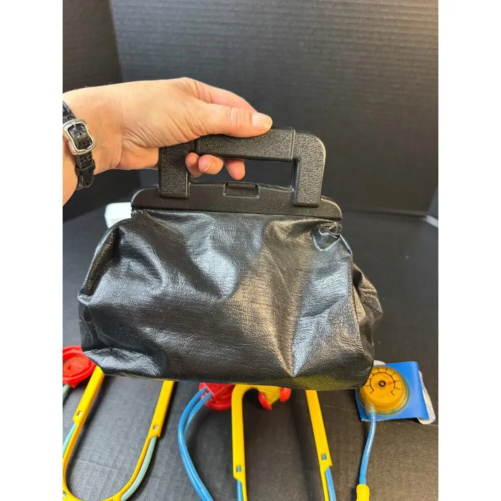 Vtg Fisher Price Medical Kit Doctor Bag 1987 Black w/Accessories 12 Pieces *READ