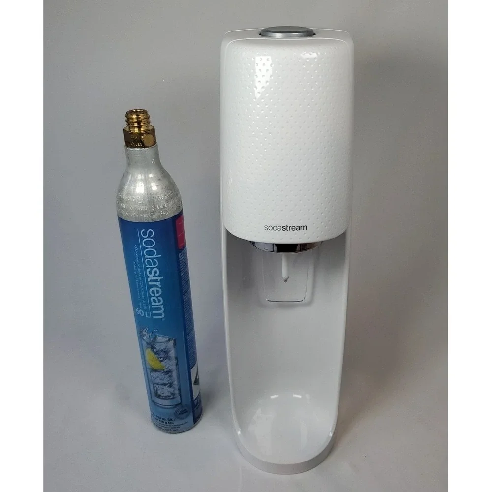 SodaStream Fizzi SPT-001 Sparkling Water Machine White and Chrome + CO2 Canister
