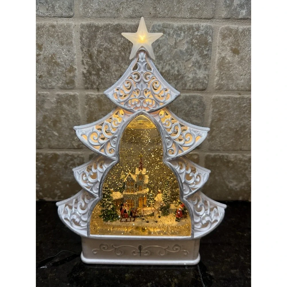 Shatchi christmas tree