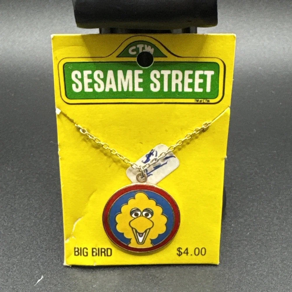 Vintage Sesame Street Big Bird Enamel Pendant Necklace Femic Muppets Inc New