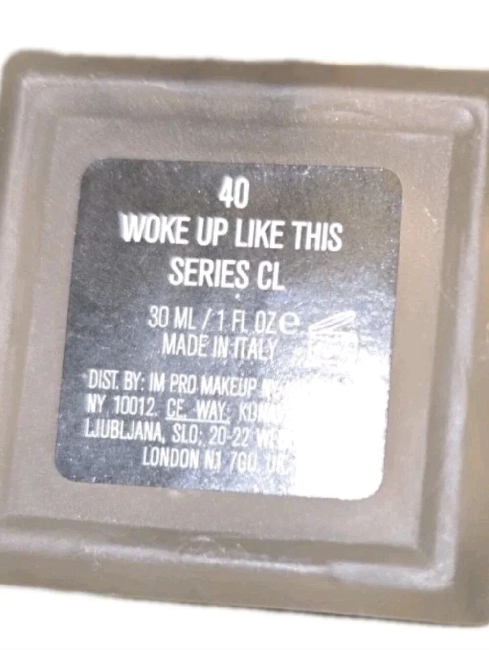 IL MAKIAGE includes base your